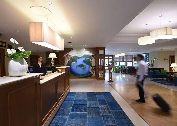 Iseo Lago Hotel Отель 4*