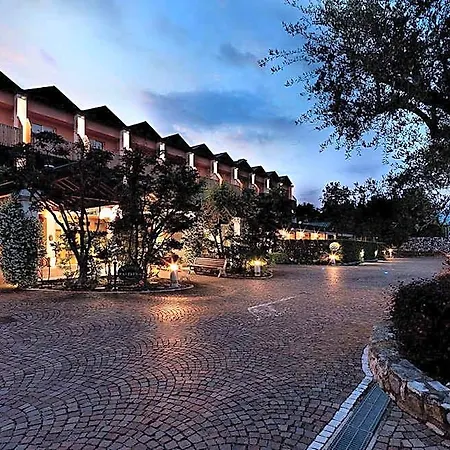 Iseo Lago Hotel Hotel 4*